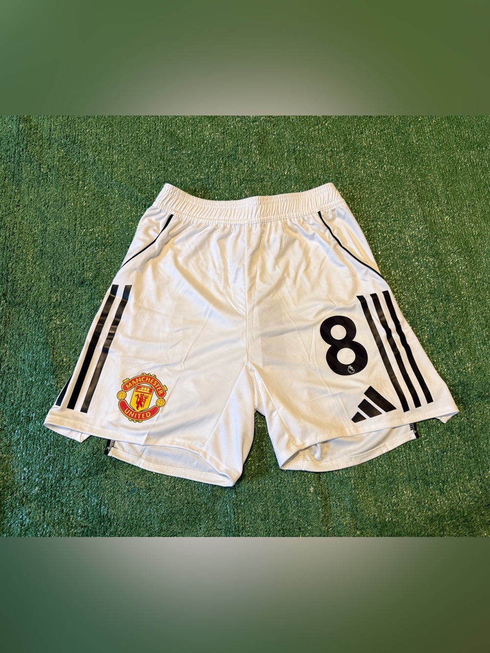 Manchester United Home Shorts #8 Player Version